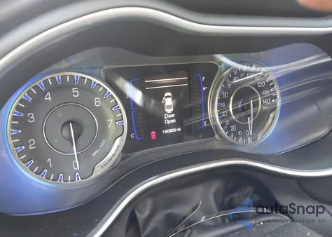 2015 Chrysler 200 Limited из США, поврежденный, VIN 1C3CCCAB8FN741017